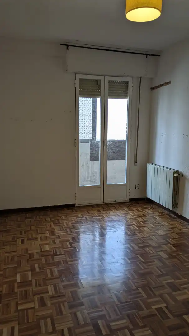 Habitación de Piso en venta en Madrid con Calefacción y Terraza