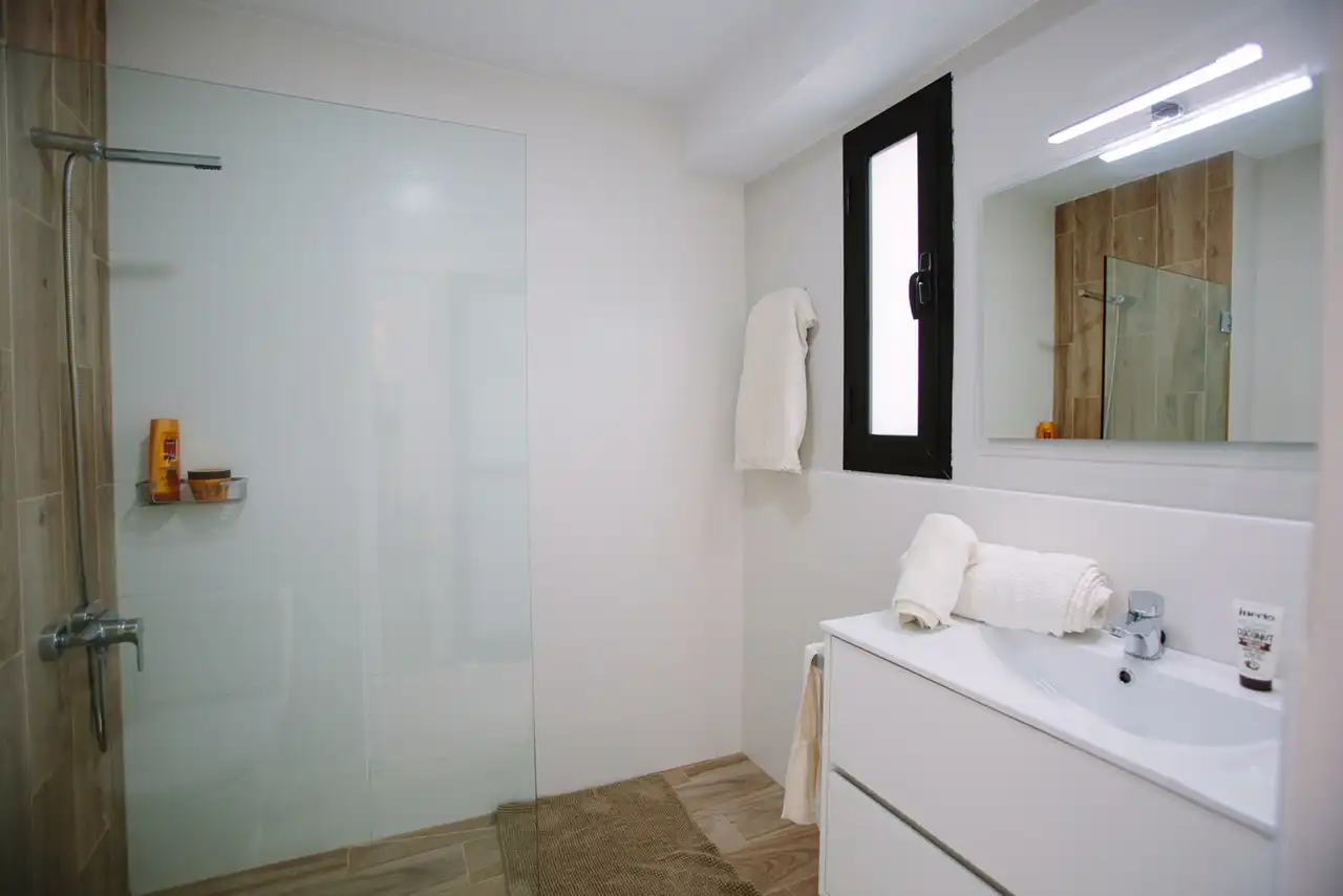 Baño de Apartamento en venta en San Bartolomé de Tirajana con Aire acondicionado, Jardín privado y Terraza
