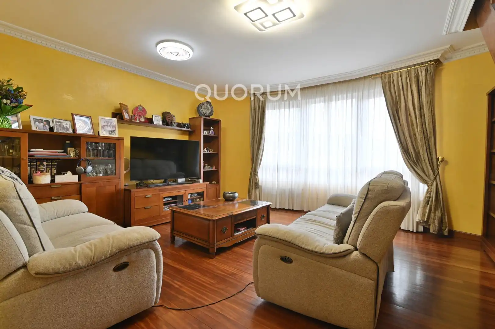 Living room of Flat for sale in Galdakao  with Storage room and Balcony