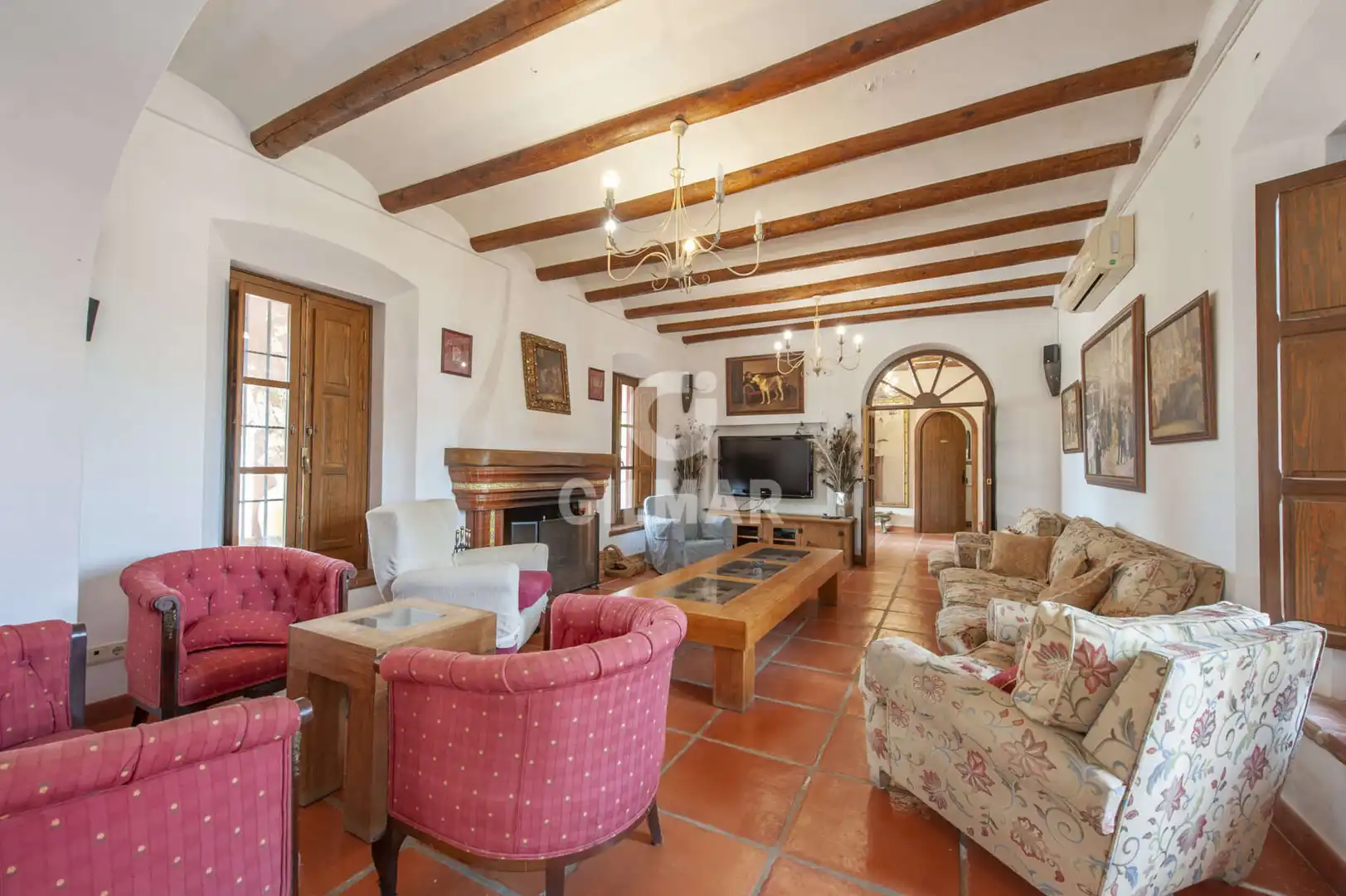 Living room of Houses for sale in Alcalá de Guadaira  with Heating, Swimming Pool and Furnished