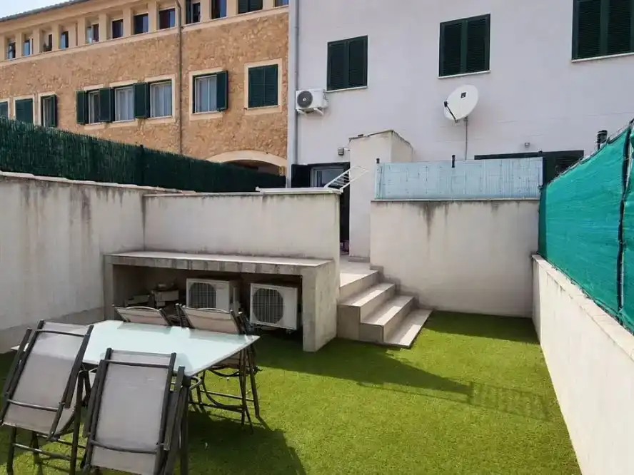 Terrassa de Pis en venda en Santa María del Camí amb Aire condicionat