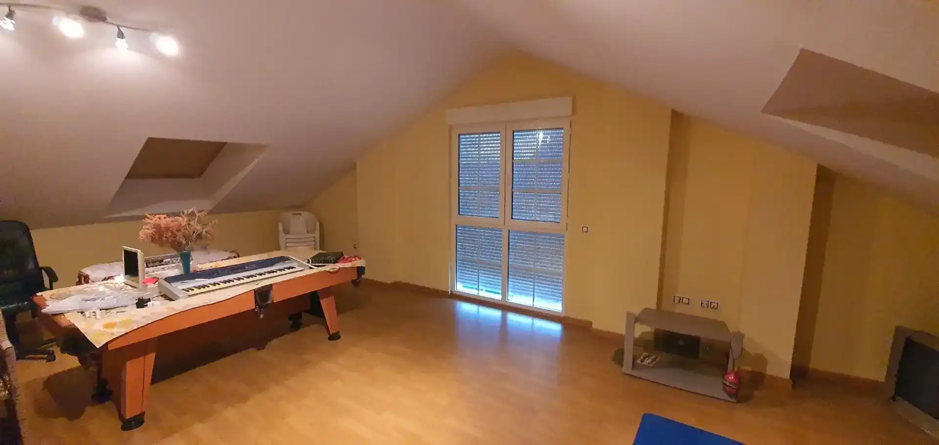 Casa o chalet en venta en Villaquilambre con Piscina y Balcón