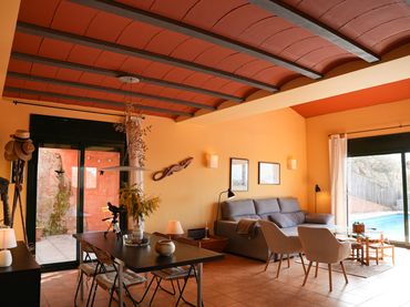 Casa con balcone in vendita a Residencial Begur - Esclanyà