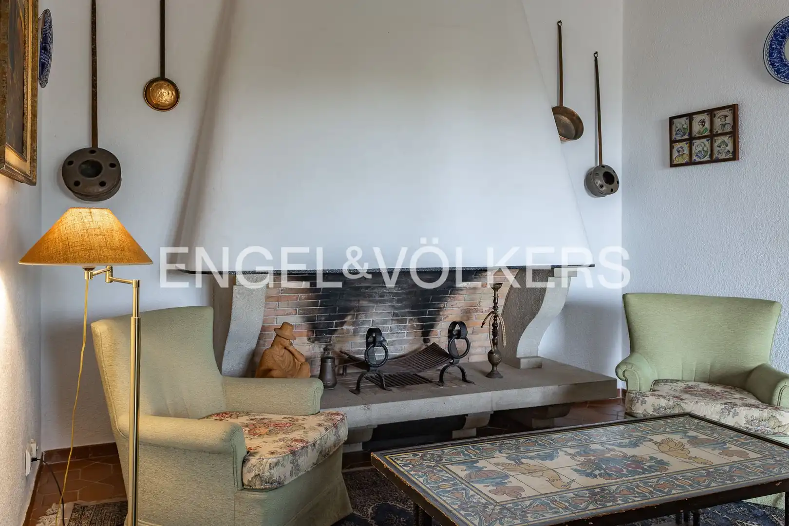 Sala d'estar de Casa o xalet en venda en Premià de Dalt amb Calefacció, Jardí privat i Terrassa