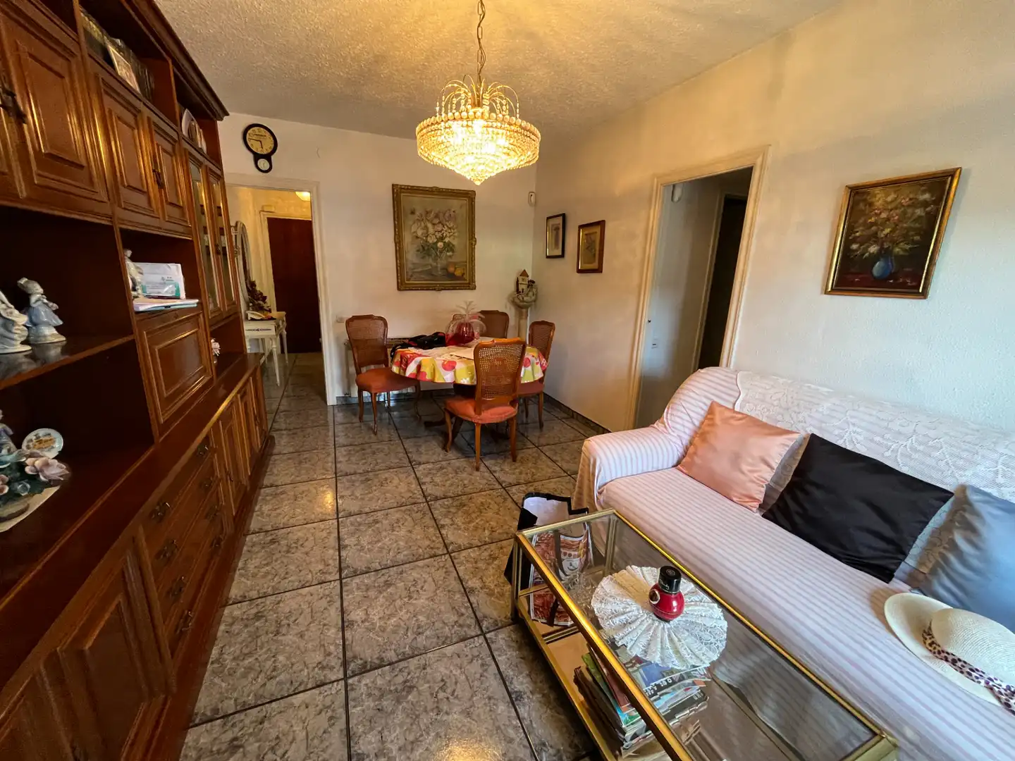 Sala d'estar de Pis en venda en Barcelona amb Calefacció, Moblat i Forn