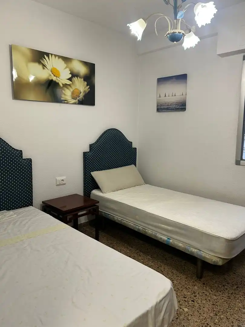 Bedroom of Flat for rent in Valencia  with Air Conditioner and Furnished