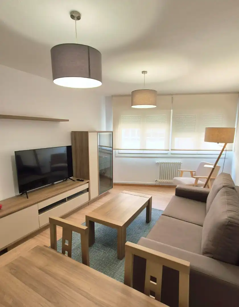 Sala de estar de Piso de alquiler en Santiago de Compostela  con Calefacción, Parquet y Trastero