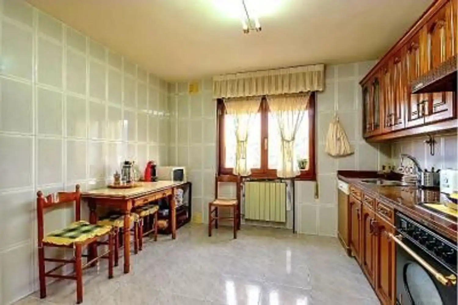 Kitchen of Houses for sale in Bimenes  with Heating, Private garden and Parquet flooring