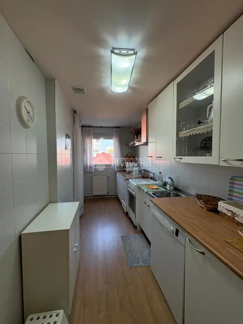 Kitchen of Flat for sale in Madrid