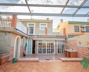 Exterior view of Single-family semi-detached for sale in Algeciras  with Air Conditioner, Terrace and Furnished