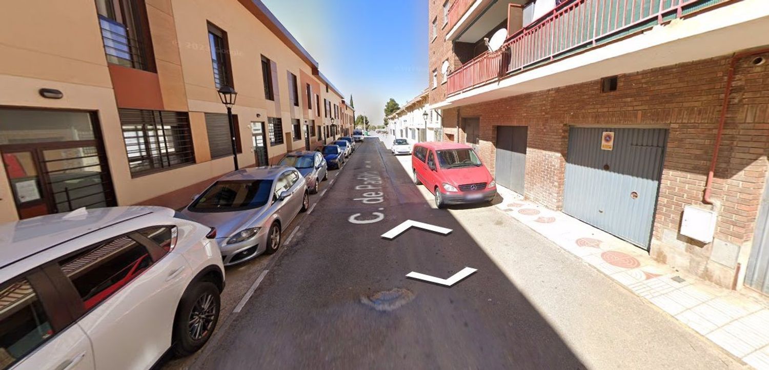 Exterior view of Flat for sale in Chiloeches