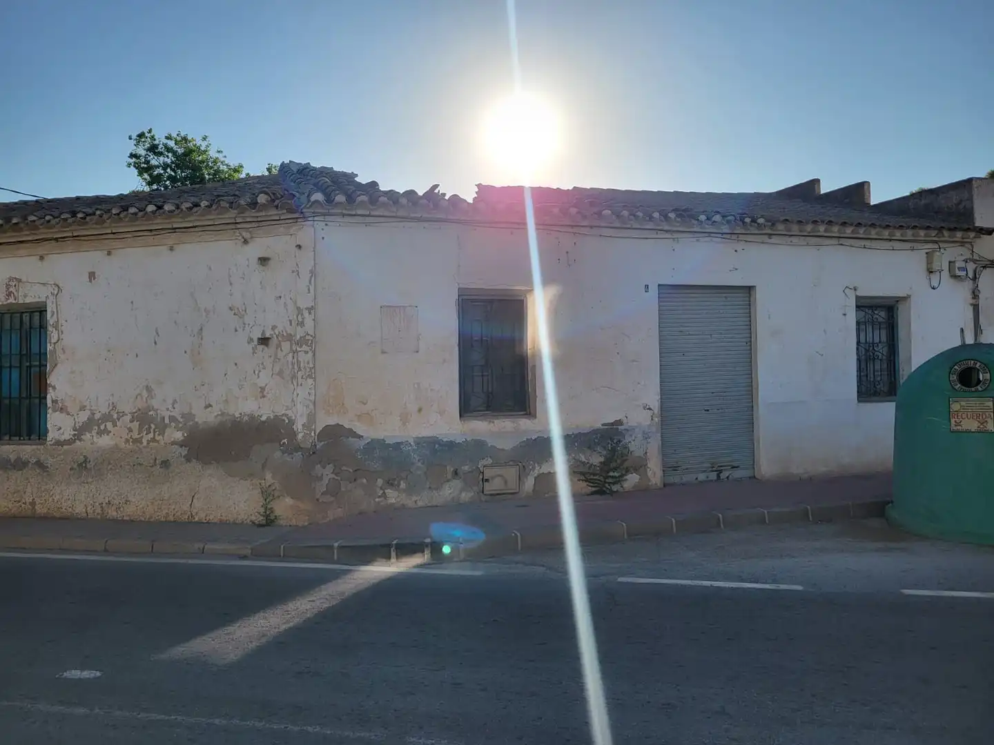 Parcela de 750 m2 con una edificación de 300 m2, imagen 2