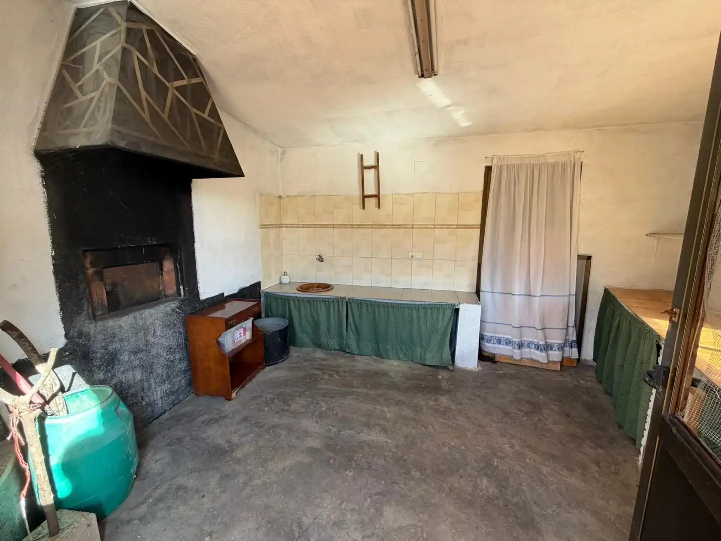 Küche von Country house zum Verkauf in Onda mit Privatgarten, Abstellraum und Schwimmbad