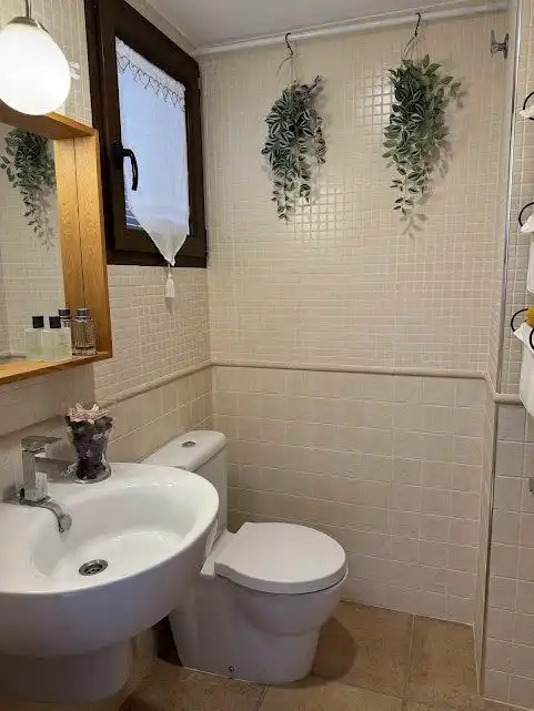 Bathroom of Houses for sale in Soneja  with Terrace, Storage room and Balcony