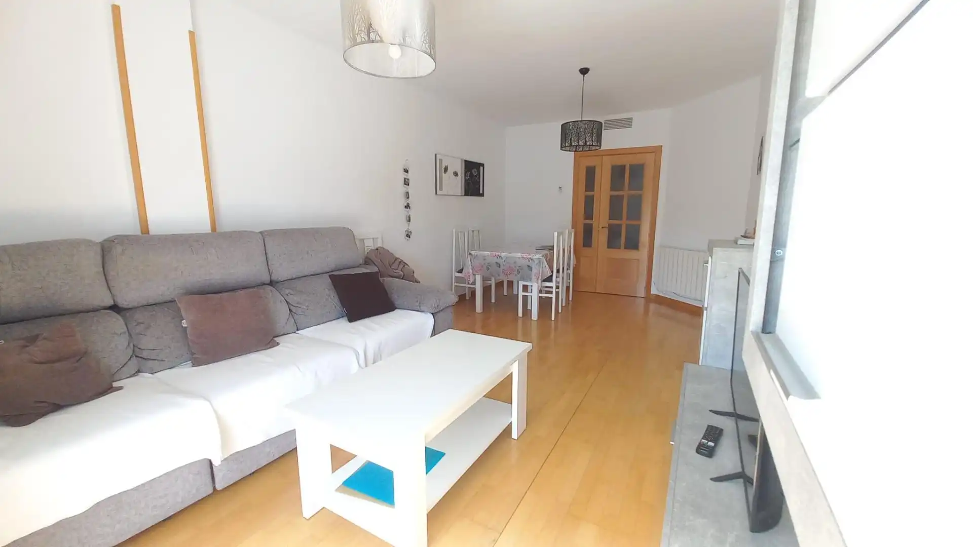 Sala d'estar de Pis en venda en Antequera amb Aire condicionat, Calefacció i Jardí privat