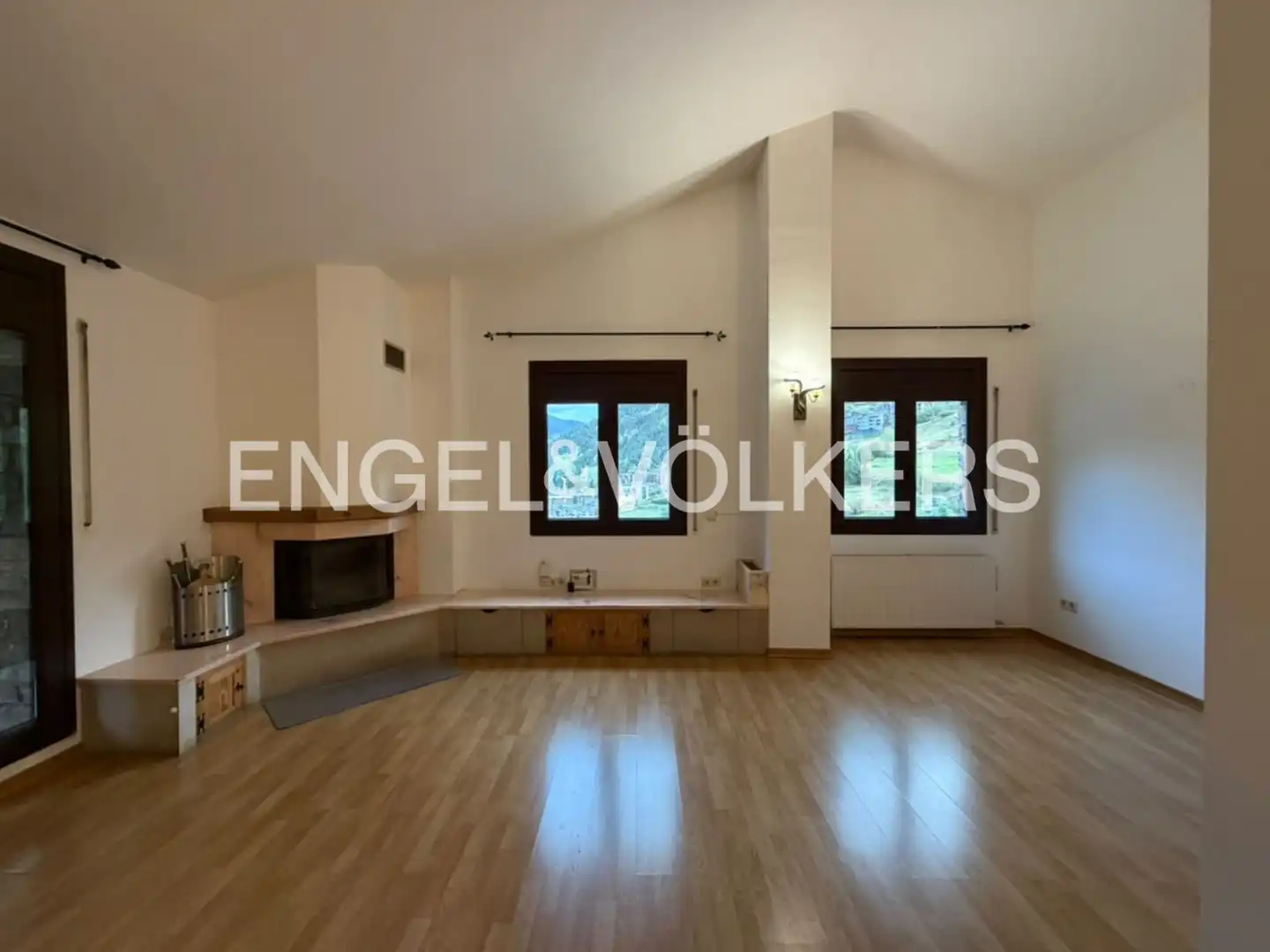 Appartamento con ascensore in affitto a Canillo pueblo, imagen 3