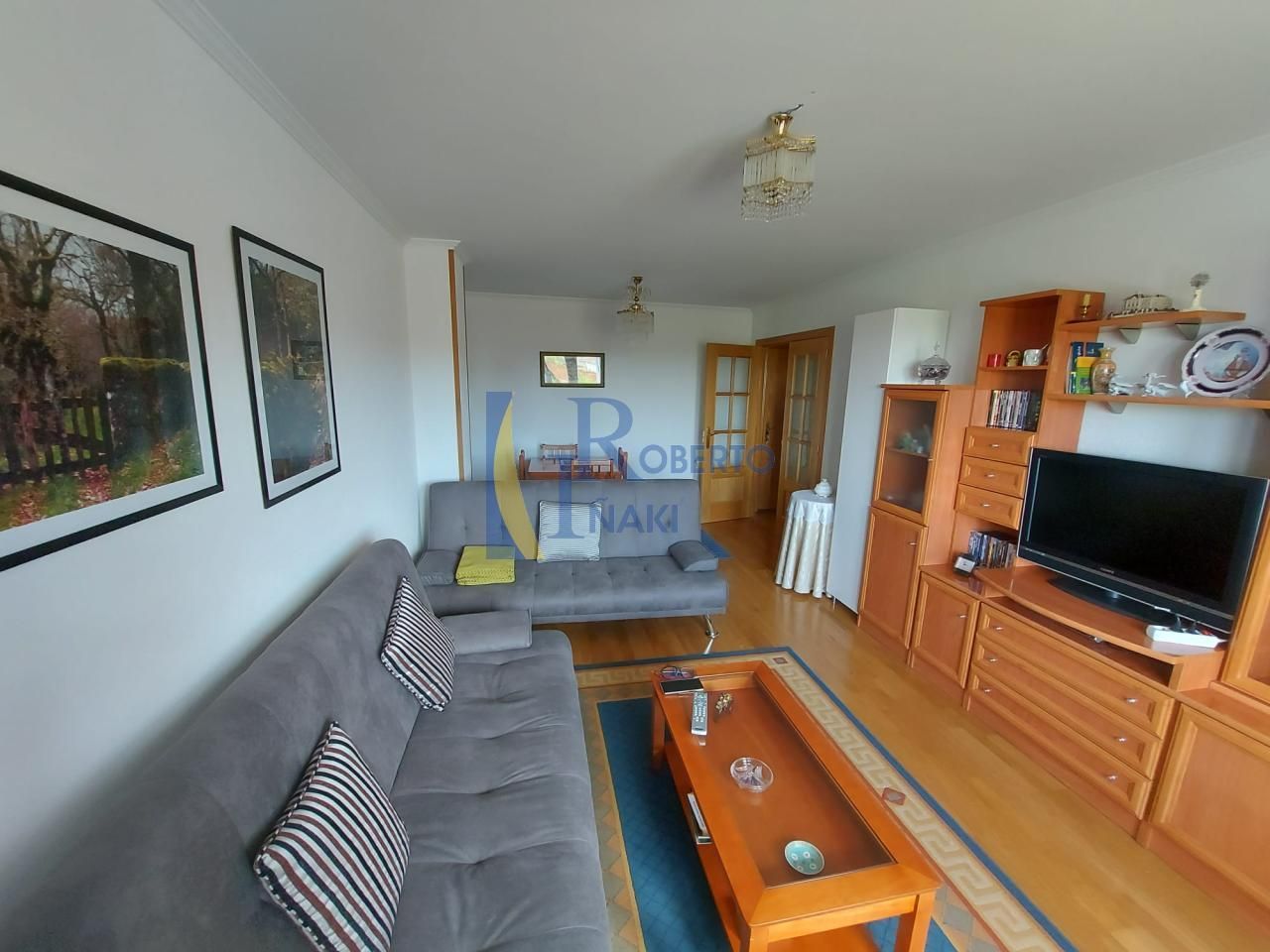 Sala de estar de Apartamento en venta en Valencia de Don Juan con Calefacción, Parquet y Terraza
