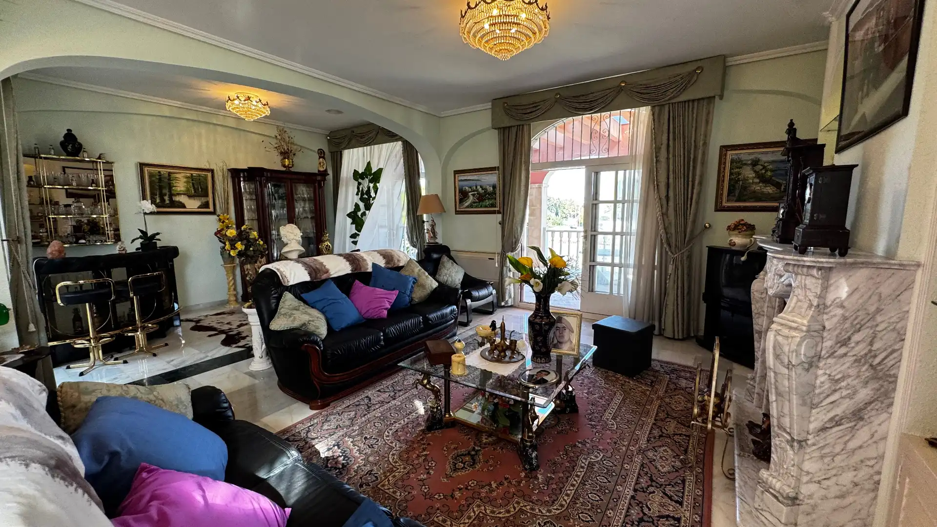 Sala d'estar de Casa o xalet en venda en Torredembarra amb Aire condicionat, Calefacció i Jardí privat