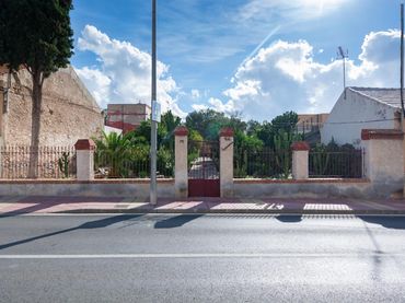Casa amb jardí en venda a Carretera la Palma 78