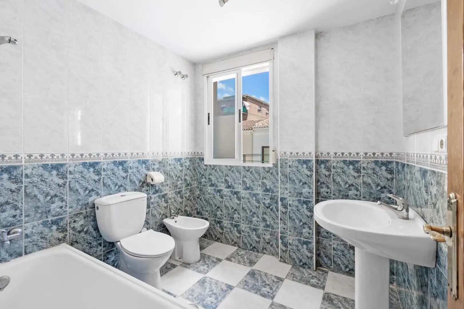 Baño de Dúplex en venta en Atarfe con Trastero