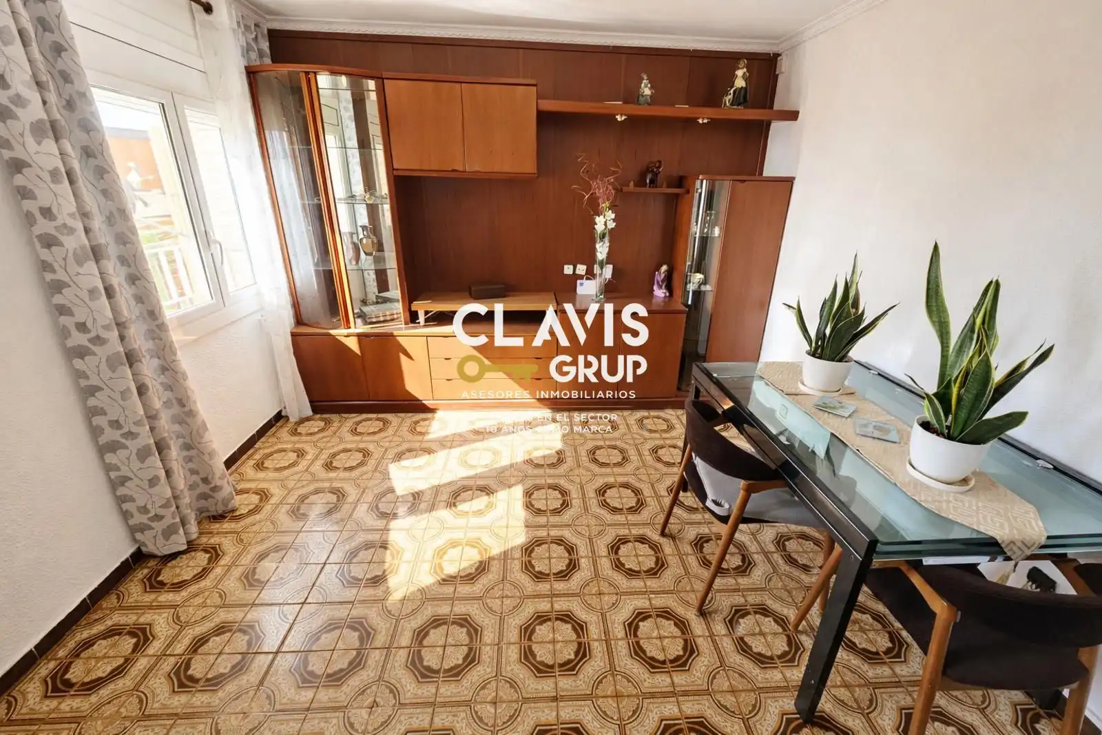 Sala d'estar de Pis en venda en Barcelona amb Moblat, Forn i Rentadora