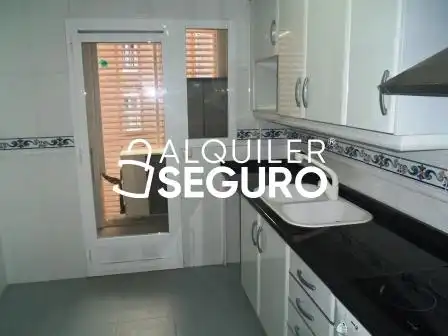 Piso de alquiler en Valle de Ayora, Barrio de Benicalap