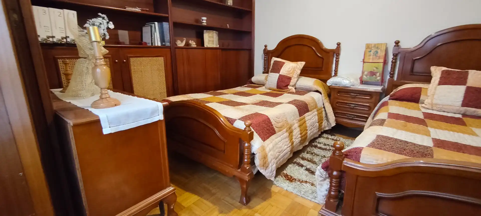 Habitación de Piso en venta en  Logroño con Calefacción, Parquet y Trastero