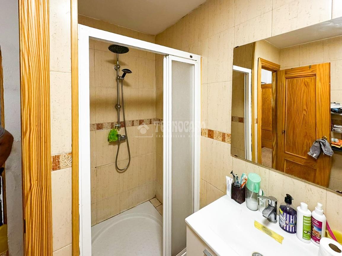 Bany de Casa o xalet en venda en Iznalloz