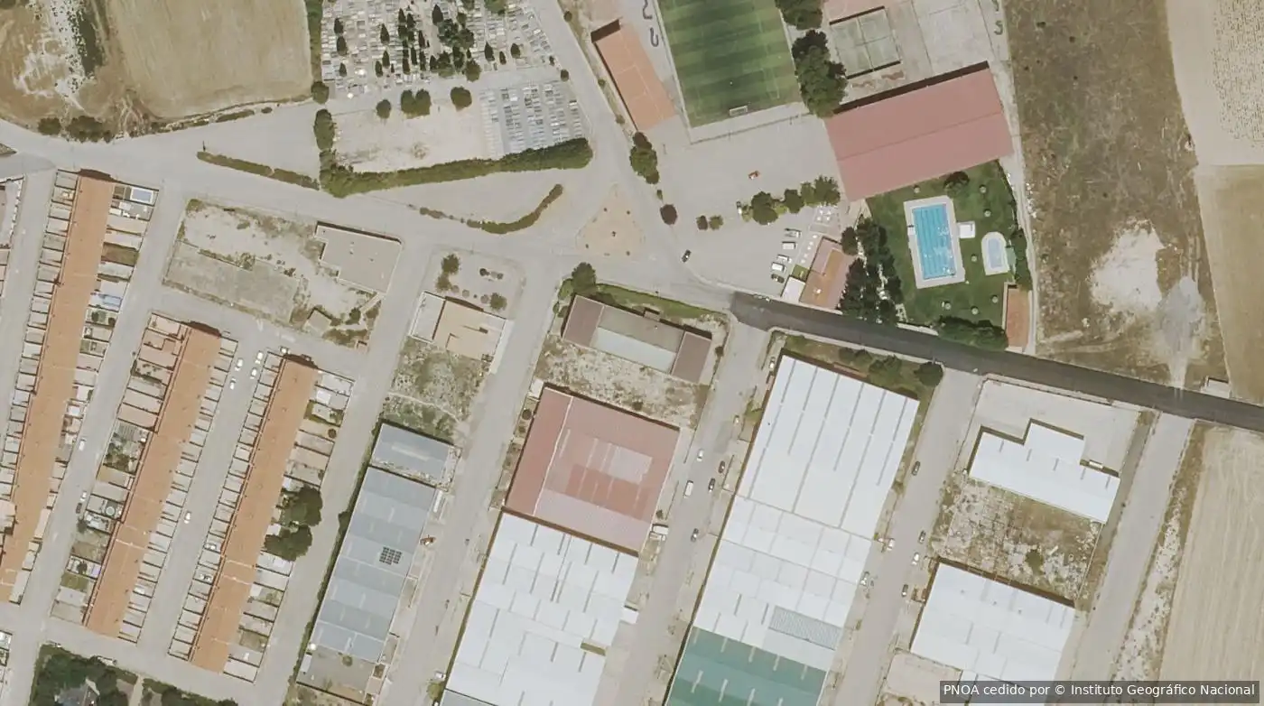 Industrial building for sale in Montalbo
