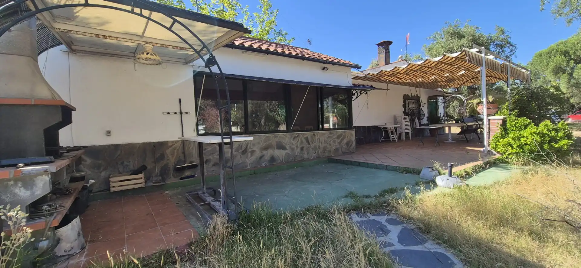 Haus oder Chalet zum Verkauf in Badajoz mit Klimaanlage, Heizung und Privatgarten
