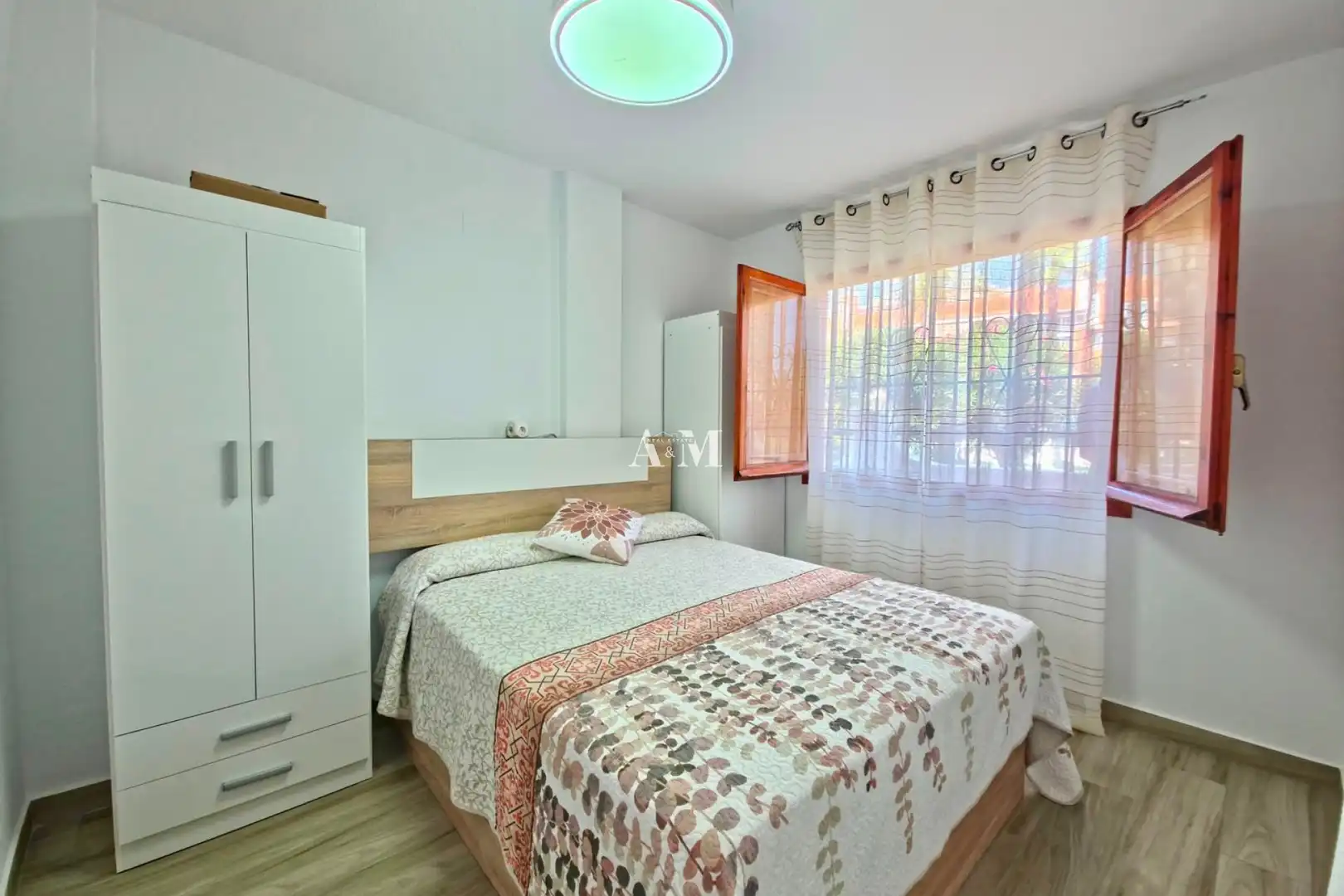 Bedroom of Flat for rent in Torrevieja  with Air Conditioner, Heating and Terrace