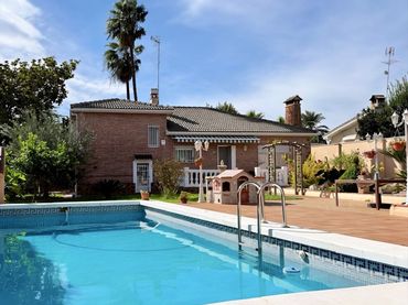 Chalet con piscina en venta en Freixe
