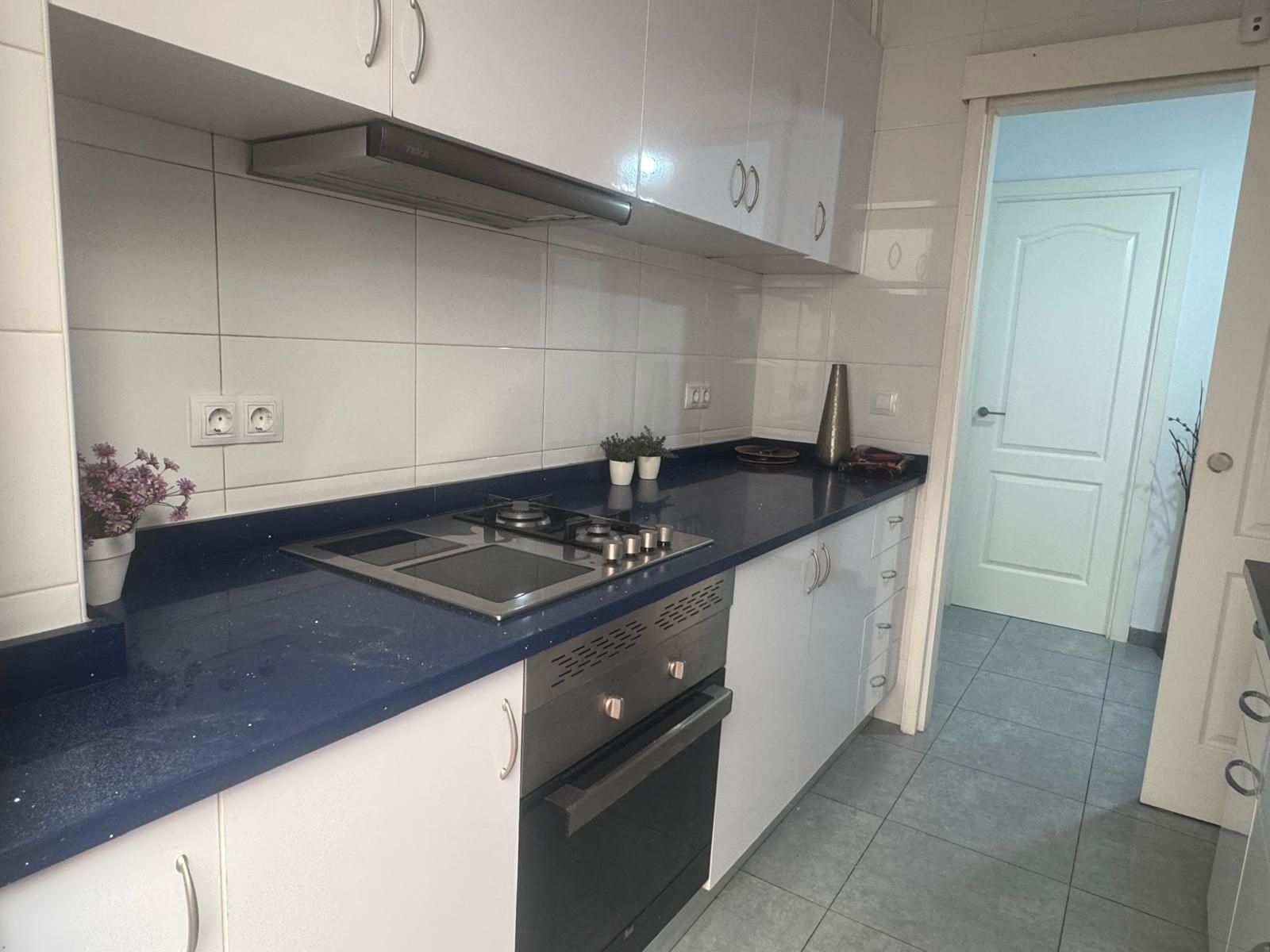 Planta baja en venta en Carrer de Benicanena, 26, Germaníes - Juzgados