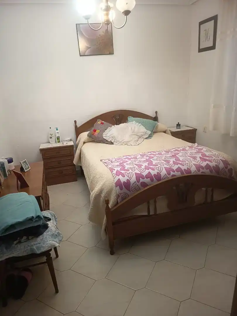 Dormitori de Casa adosada en venda en Montederramo amb Traster, Moblat i Rentadora