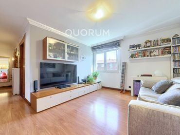 Piso con jardín en venta en Txabarri - La Unión - Vista Alegre