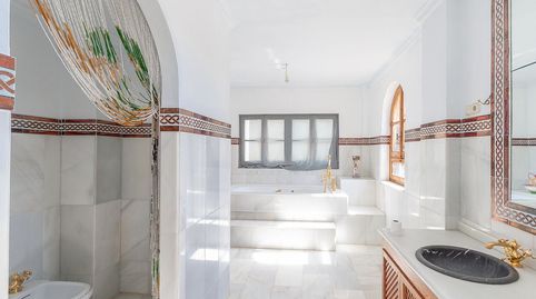 Foto 5 de Casa adosada en venta en Elviria, Marbella