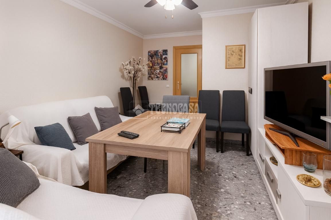 Living room of Flat for sale in Estepona