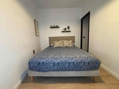 Bedroom of Flat to share in L'Hospitalet de Llobregat  with Furnished, Washing machine and TV