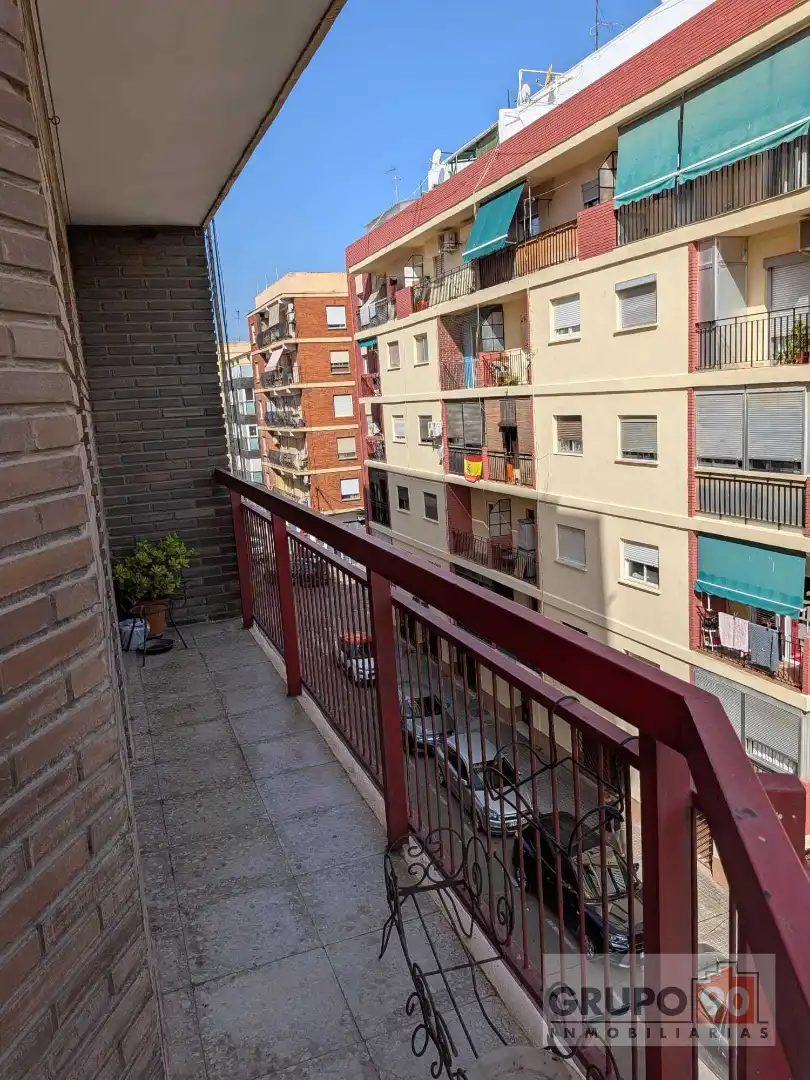 Terrassa de Pis en venda en Valencia amb Balcó