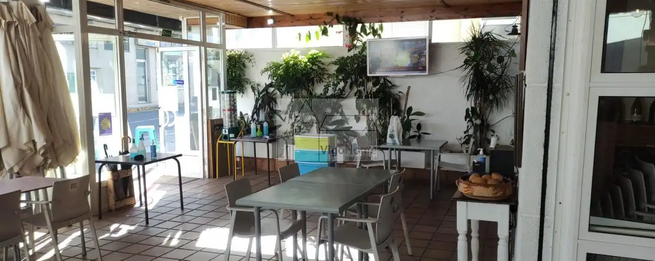 Terrassa de Local en venda en Nigrán