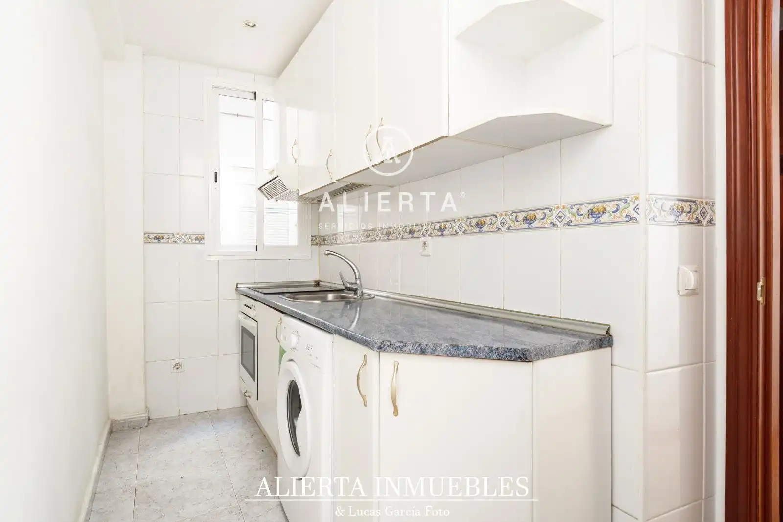 Kitchen of Flat for sale in Zaragoza  with Heating