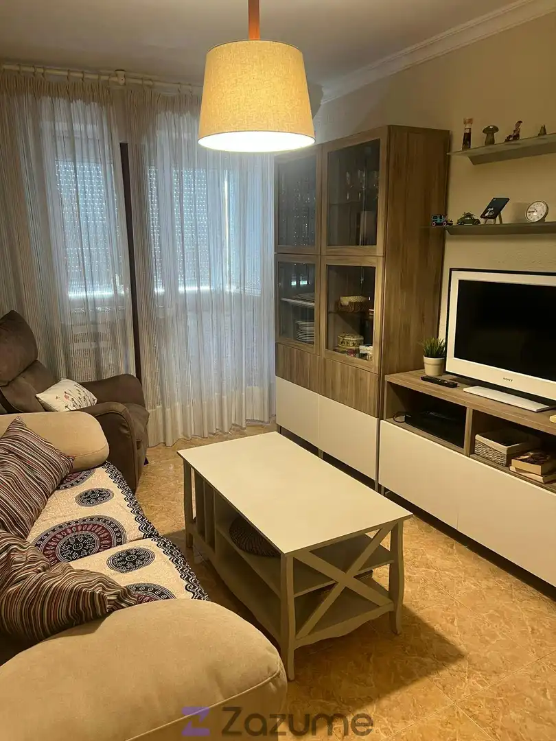 Sala d'estar de Pis de lloguer en Sevilla amb Aire condicionat, Calefacció i Terrassa
