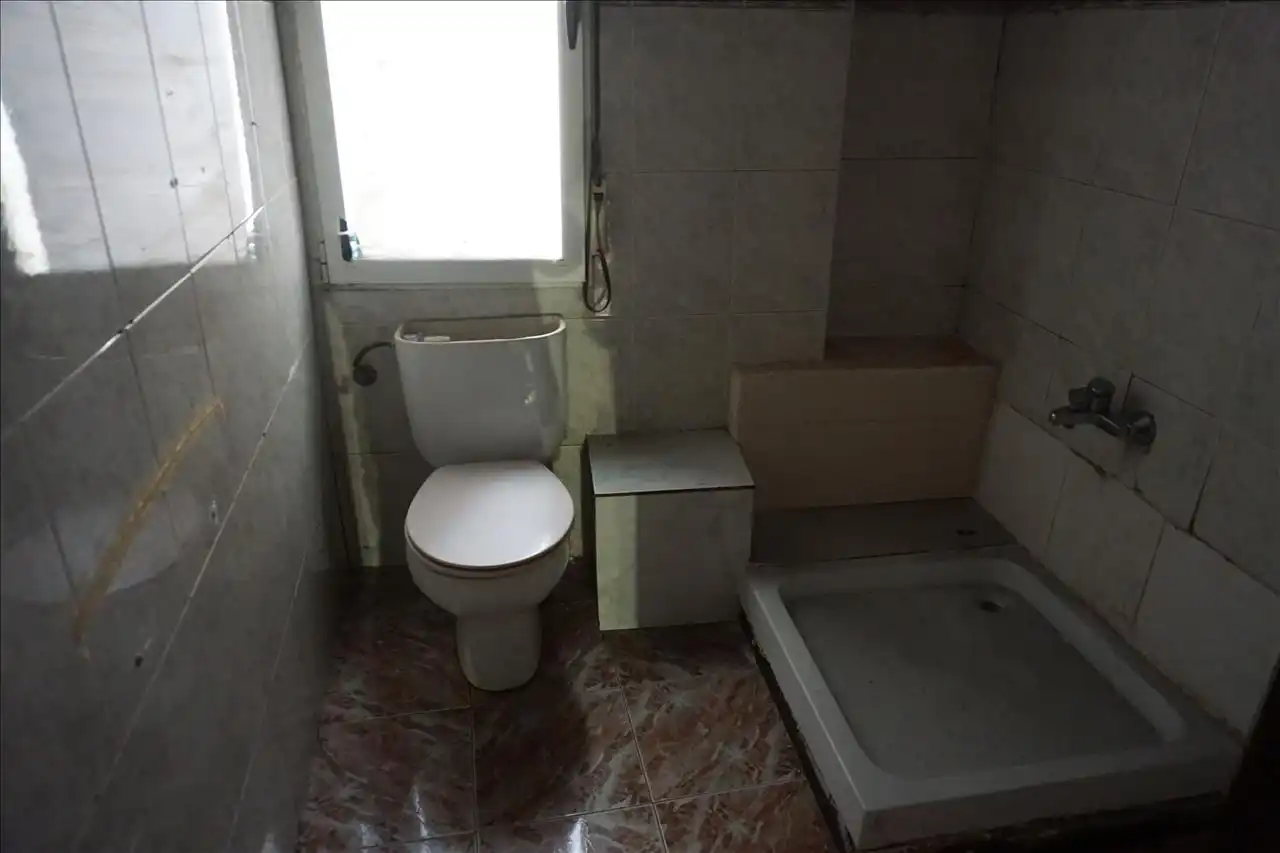 Bany de Estudi en venda en Ibaiondo
