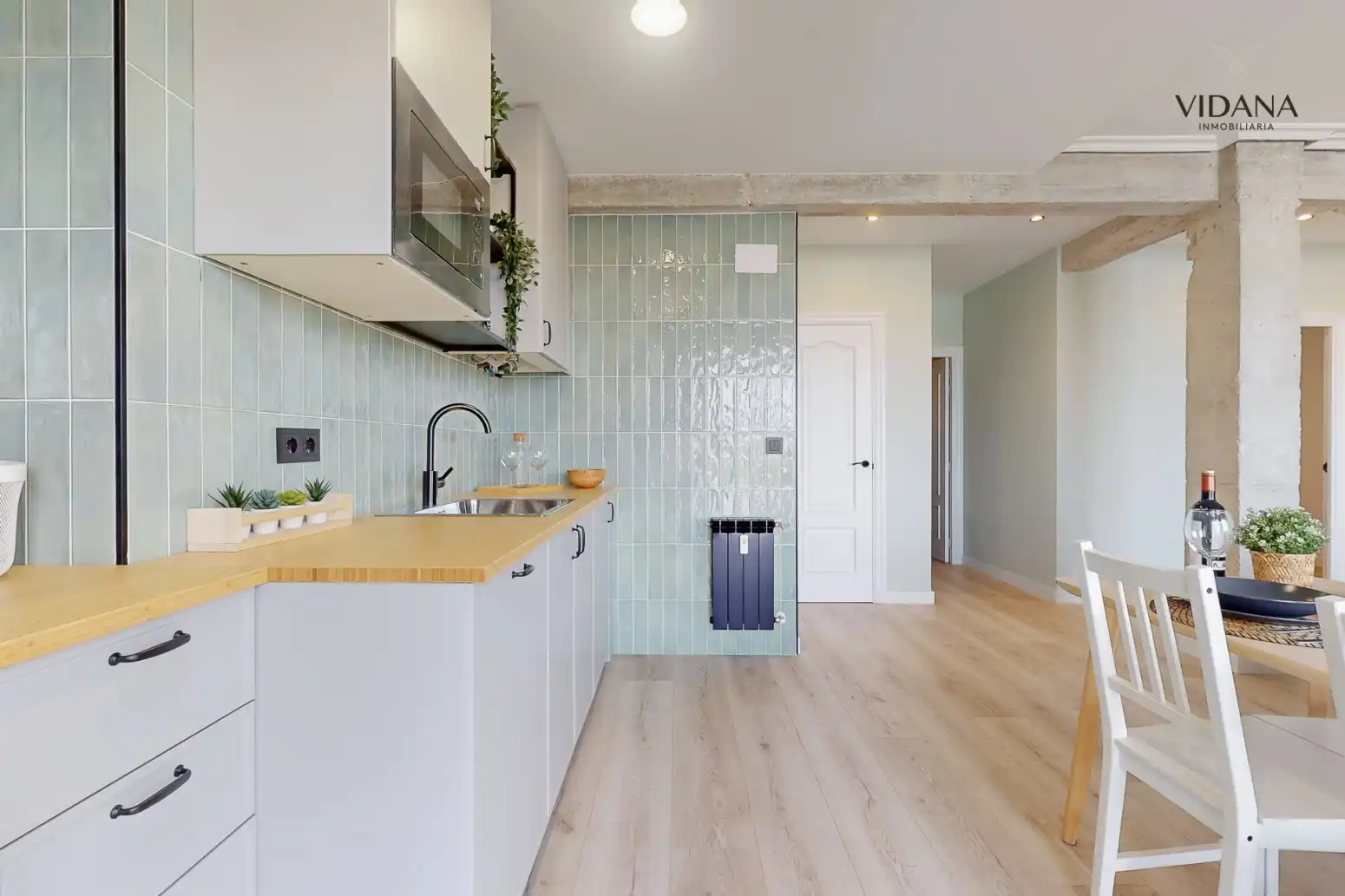 Cocina de Piso en venta en  Pamplona / Iruña con Calefacción, Parquet y Terraza