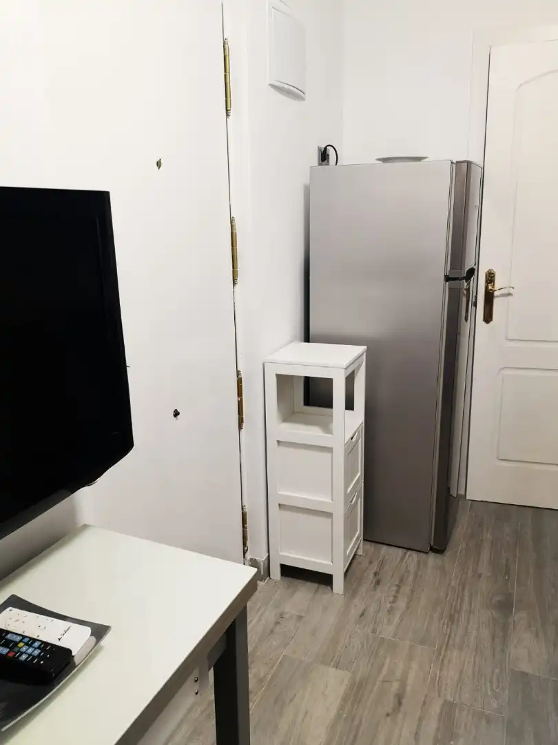 Dormitori de Estudi de lloguer en Sevilla amb Aire condicionat, Calefacció i Moblat