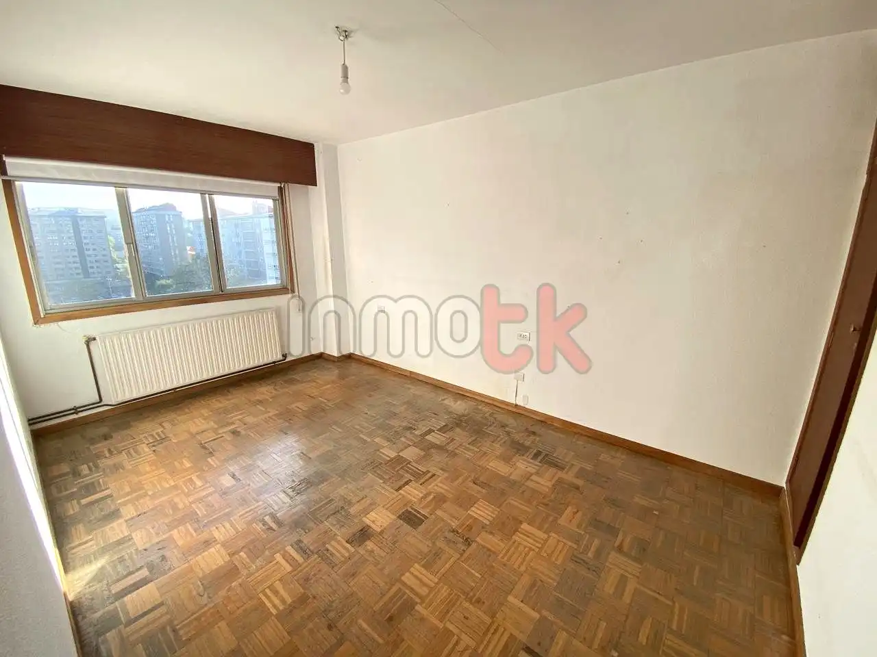 Schlafzimmer von Wohnung zum Verkauf in A Coruña Capital  mit Heizung und Abstellraum