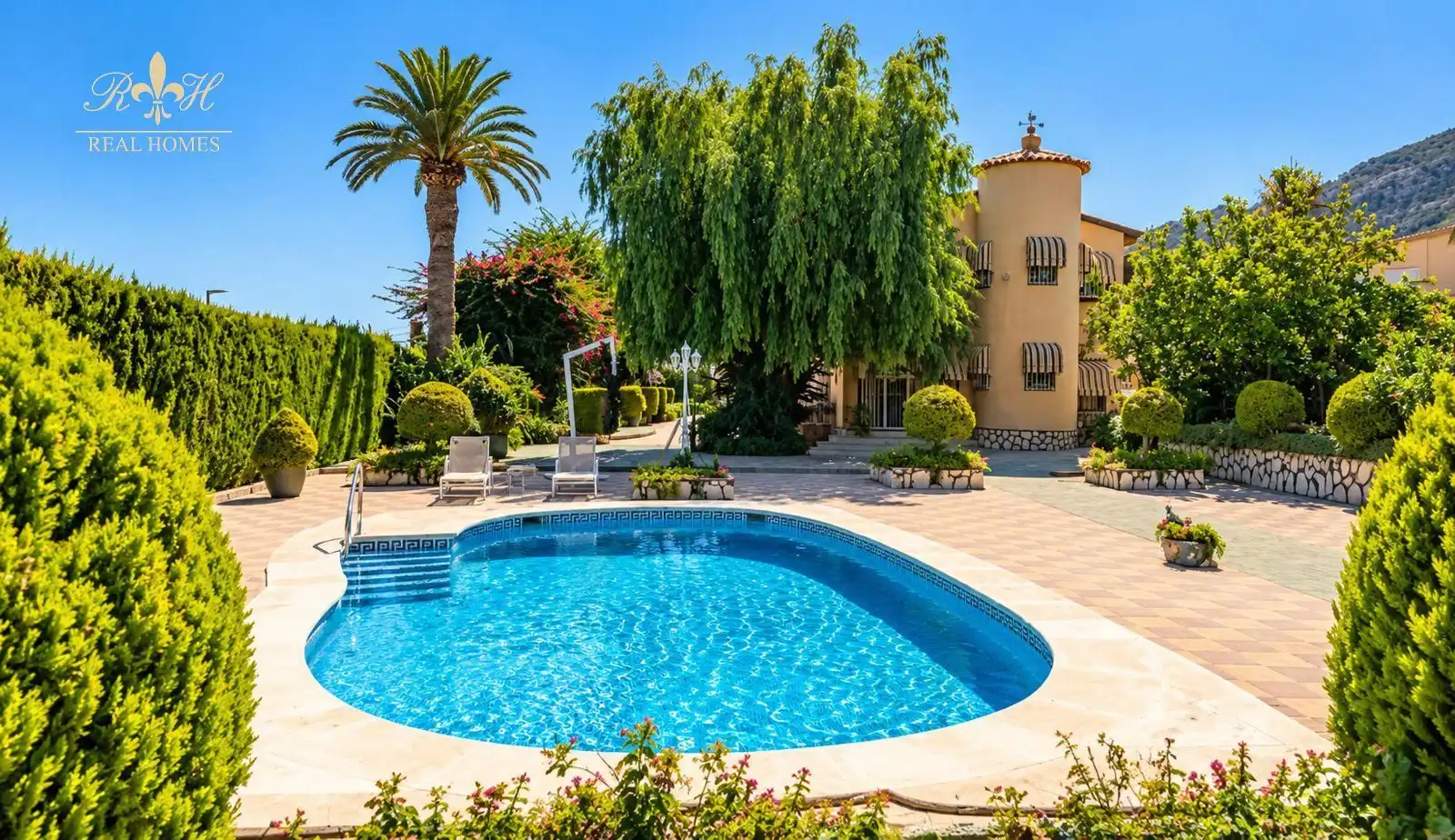 Xalet amb piscina en venda a Morena