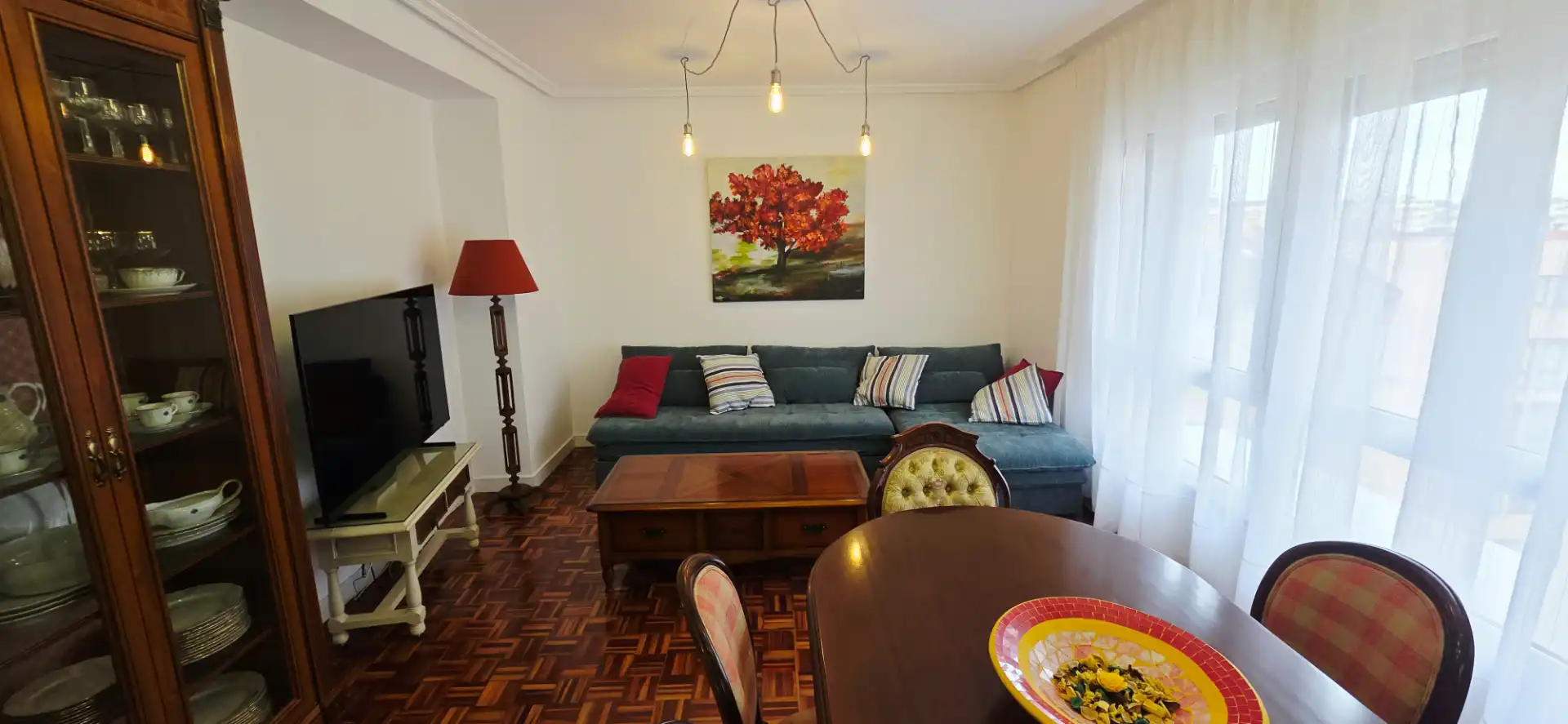 Living room of Flat for rent in Gijón   with Heating, Parquet flooring and Furnished