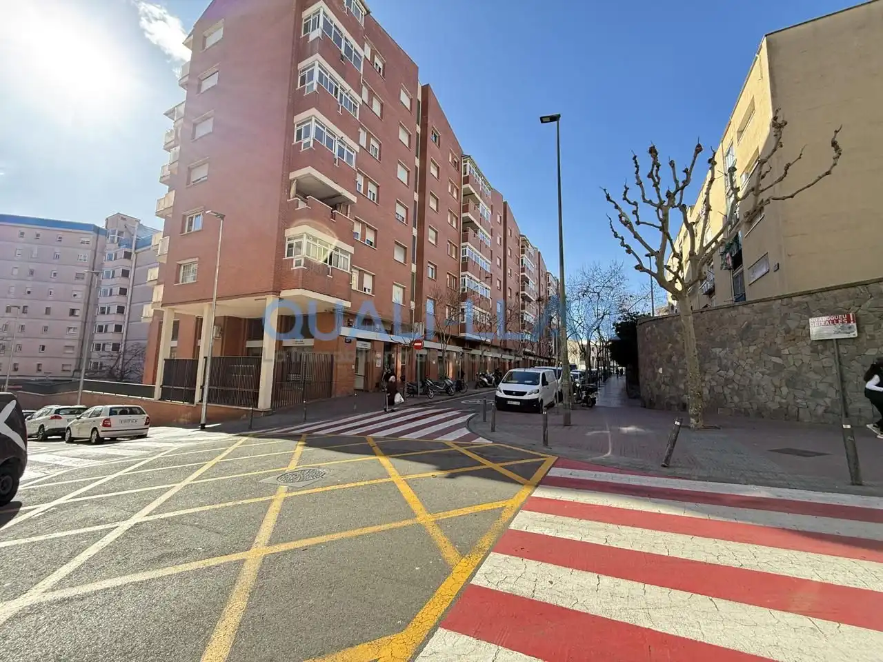 Vista exterior de Piso en venta en Esplugues de Llobregat con Calefacción y Balcón