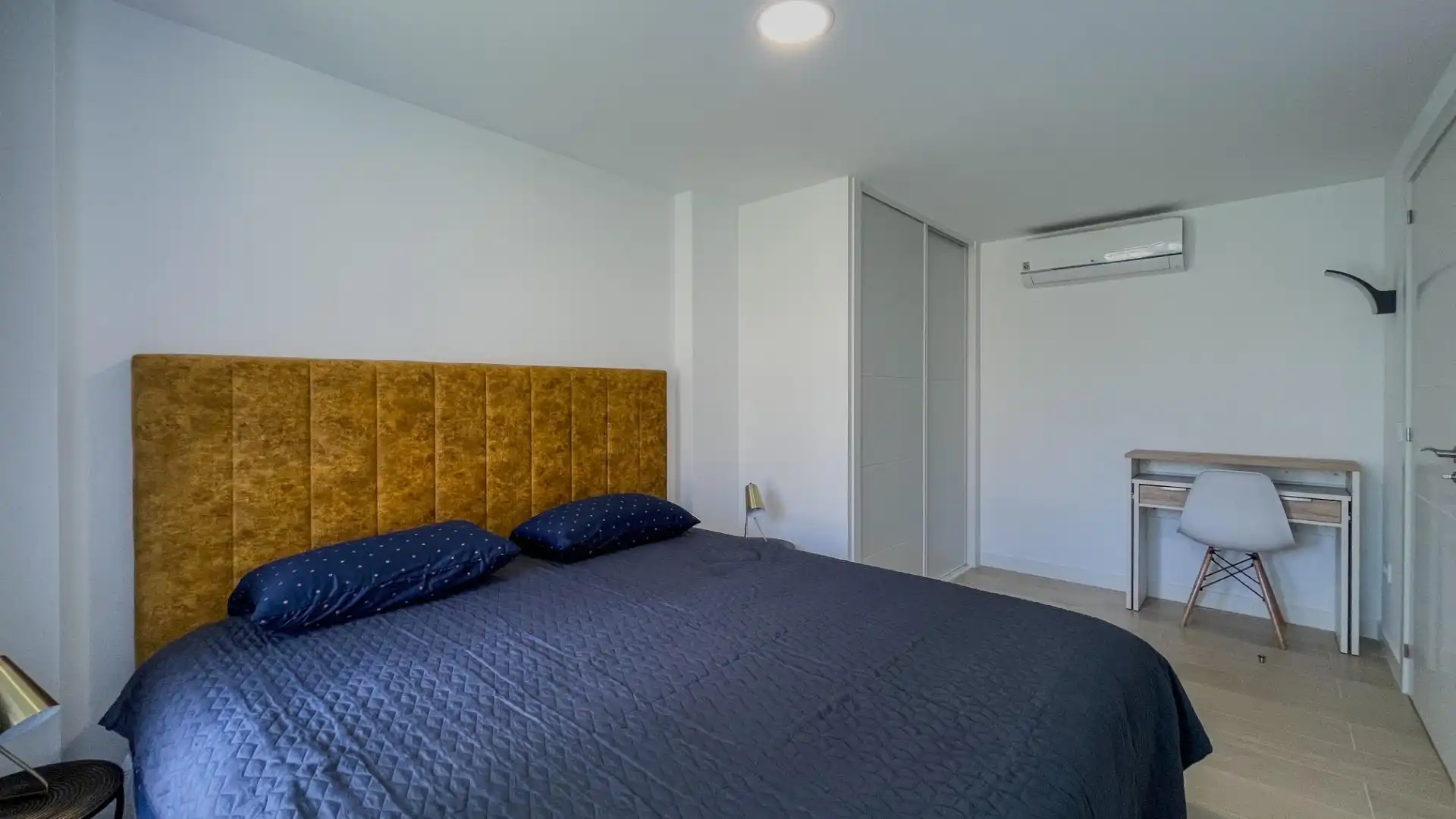 Habitación de Dúplex en venta en Finestrat con Aire acondicionado, Terraza y Amueblado